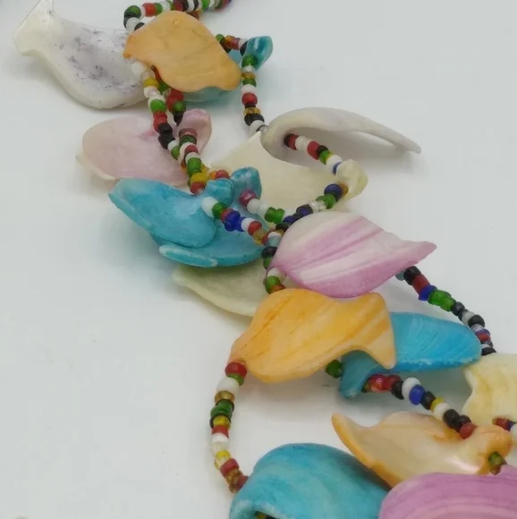 Pastel Dyed Seashell Fish Colorful Multi Strand Seed Bead Necklace 27" Vintage - Picture 10 of 14